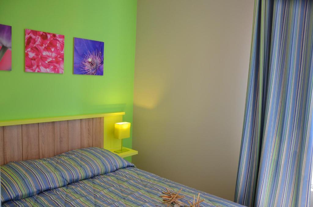 Lagrange Grand Bleu Vacances - Residence La Grenadine Marseillan  Room photo
